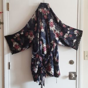 Ladies Outlander Robe by Torrid